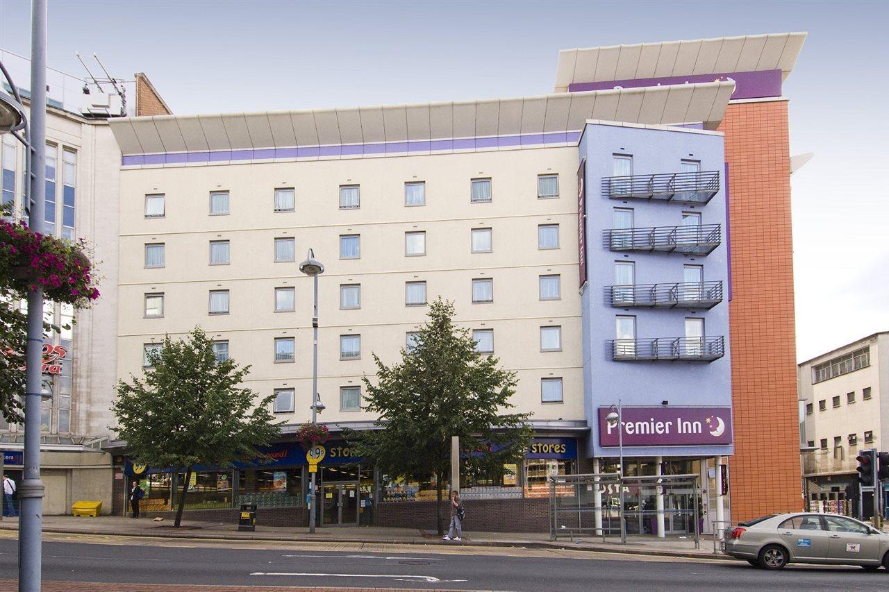 Premier Inn Sheffield City Centre Bagian luar foto