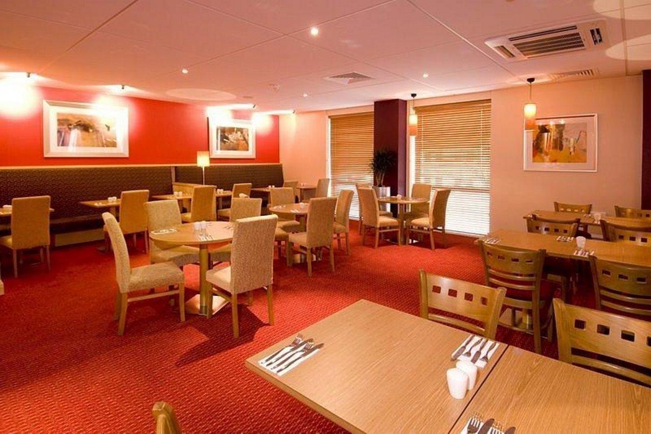 Premier Inn Sheffield City Centre Bagian luar foto