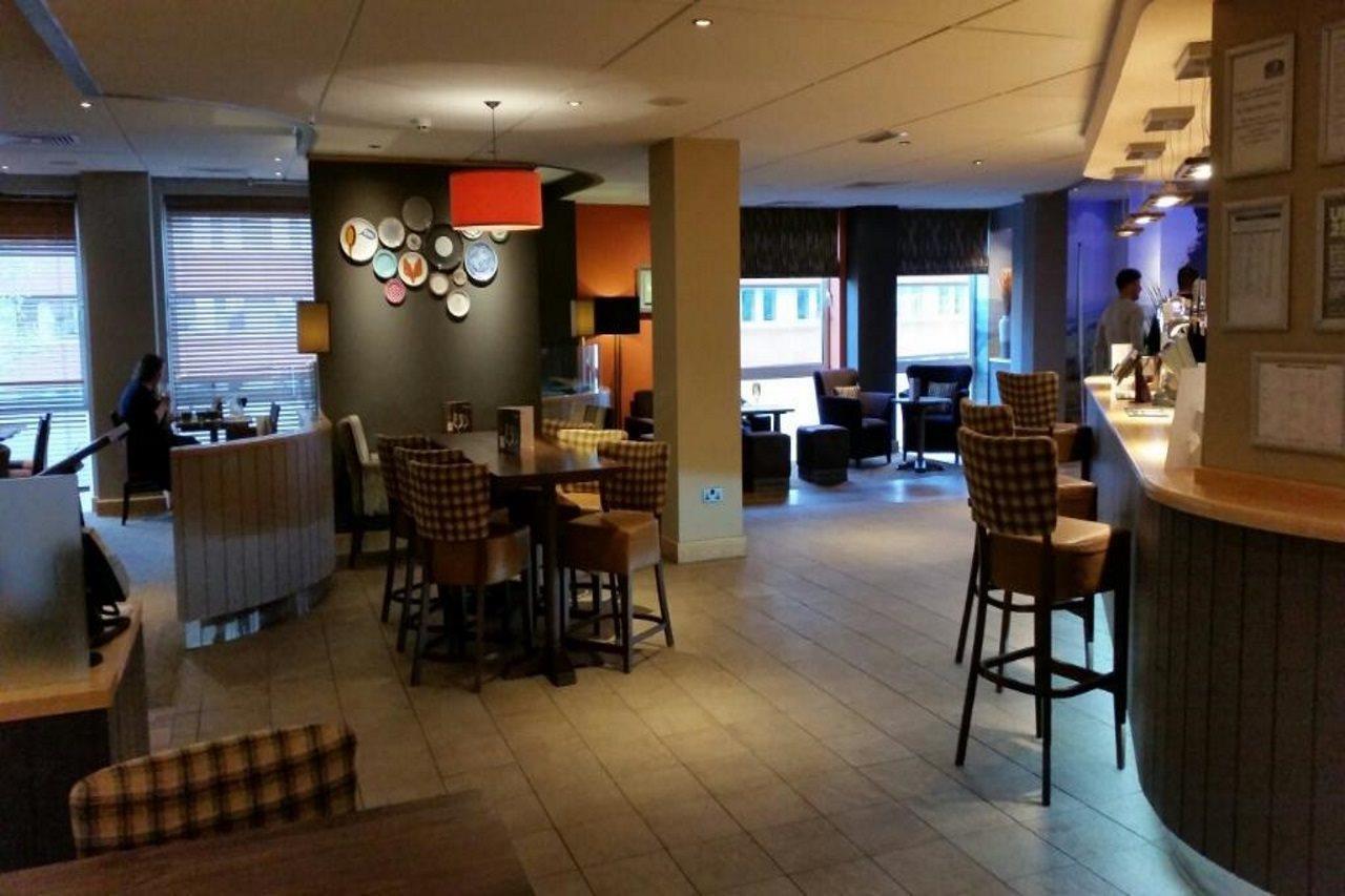 Premier Inn Sheffield City Centre Bagian luar foto